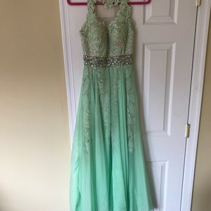 Sherri Hill mint green prom dress